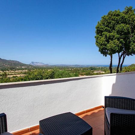 La Casa In Collina - Affittacamere Con Vista Mare Lu Lioni Exterior foto